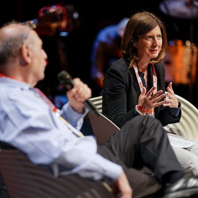 Ilka Horstmeier, Vorständin bei BMW in ihrer Diskussion mit Steffi Czerny über Transformation durch verantwortungsvolle Führung