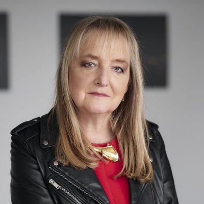 Portrait of Andrea Pfeifer, she is receiving the Aenne Burda Award at DLD Munich 22, Alzheimer's researcher